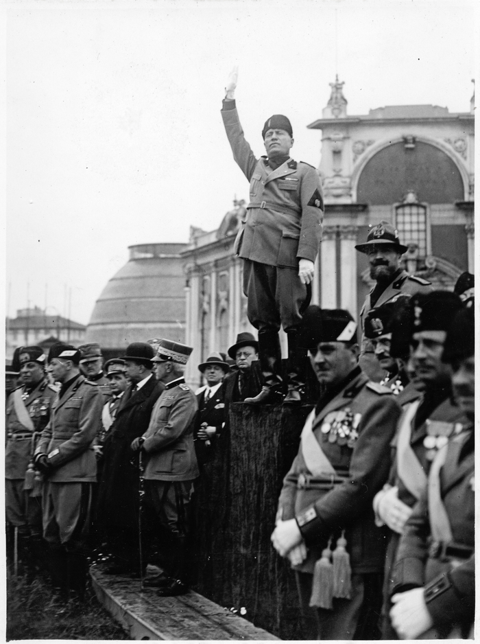 Manifestazione per la rassegna degli universitari fascisti alla ...