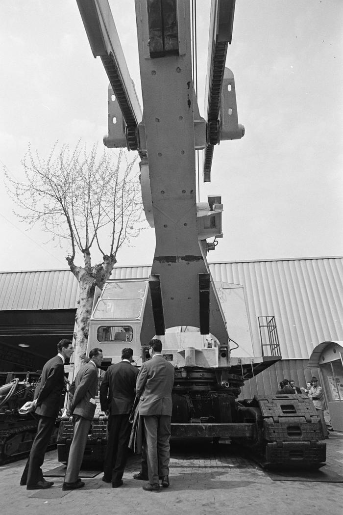 detail image